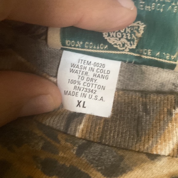 Used Mossyoak camouflage long sleeve shirt - Picture 3 of 3